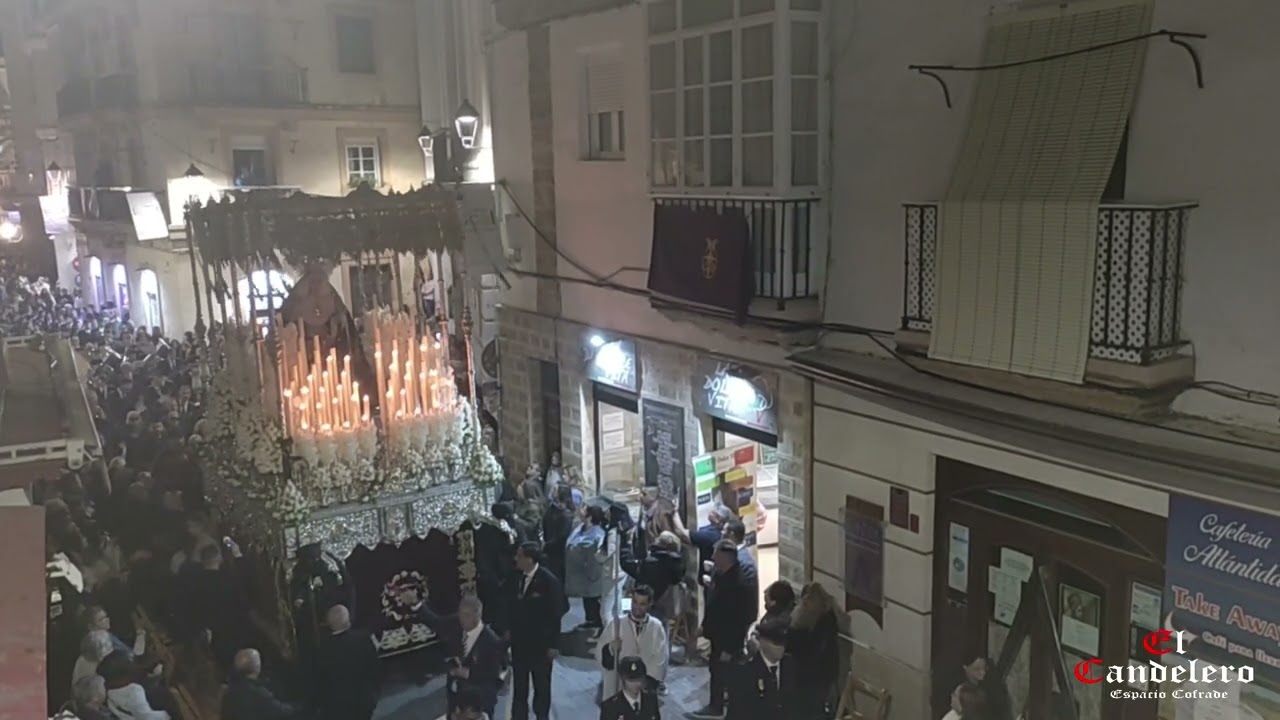 María Stma de los Dolores por Pelota - Jueves Santo Cádiz 2023