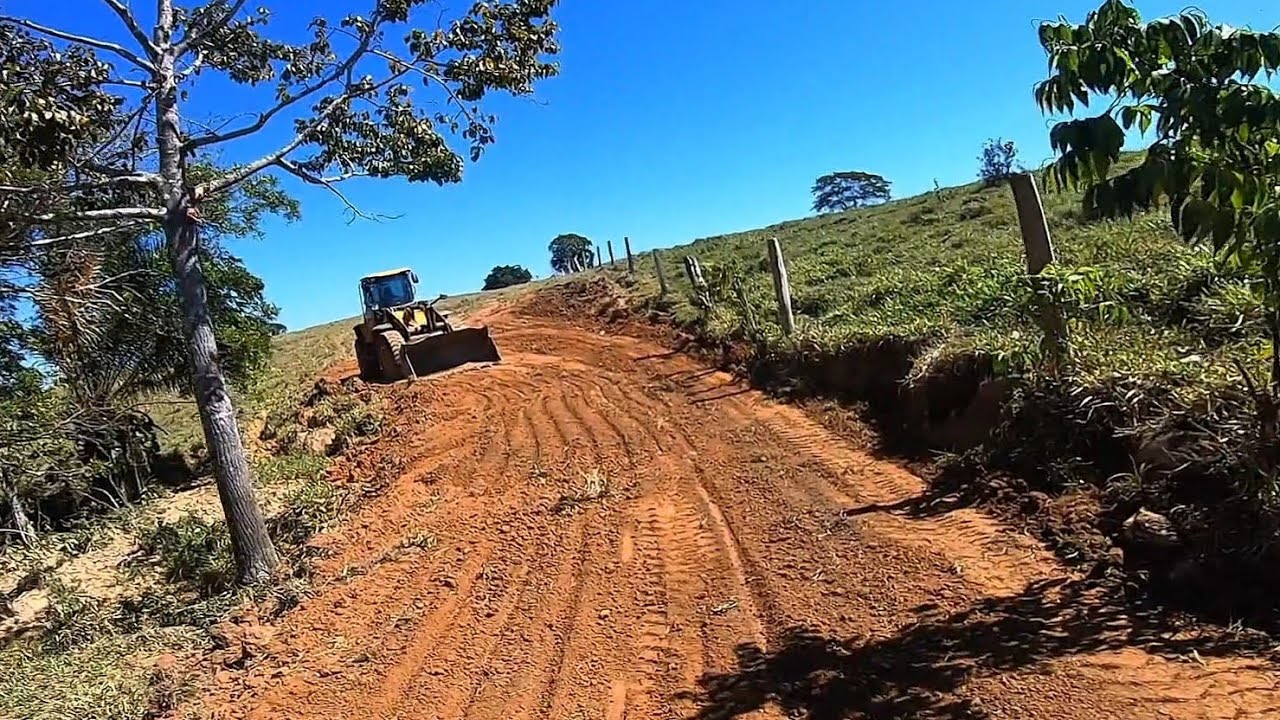 FAZENDO UM PASSADOR PÁ CARREGADEIRA JCB 426ZX 