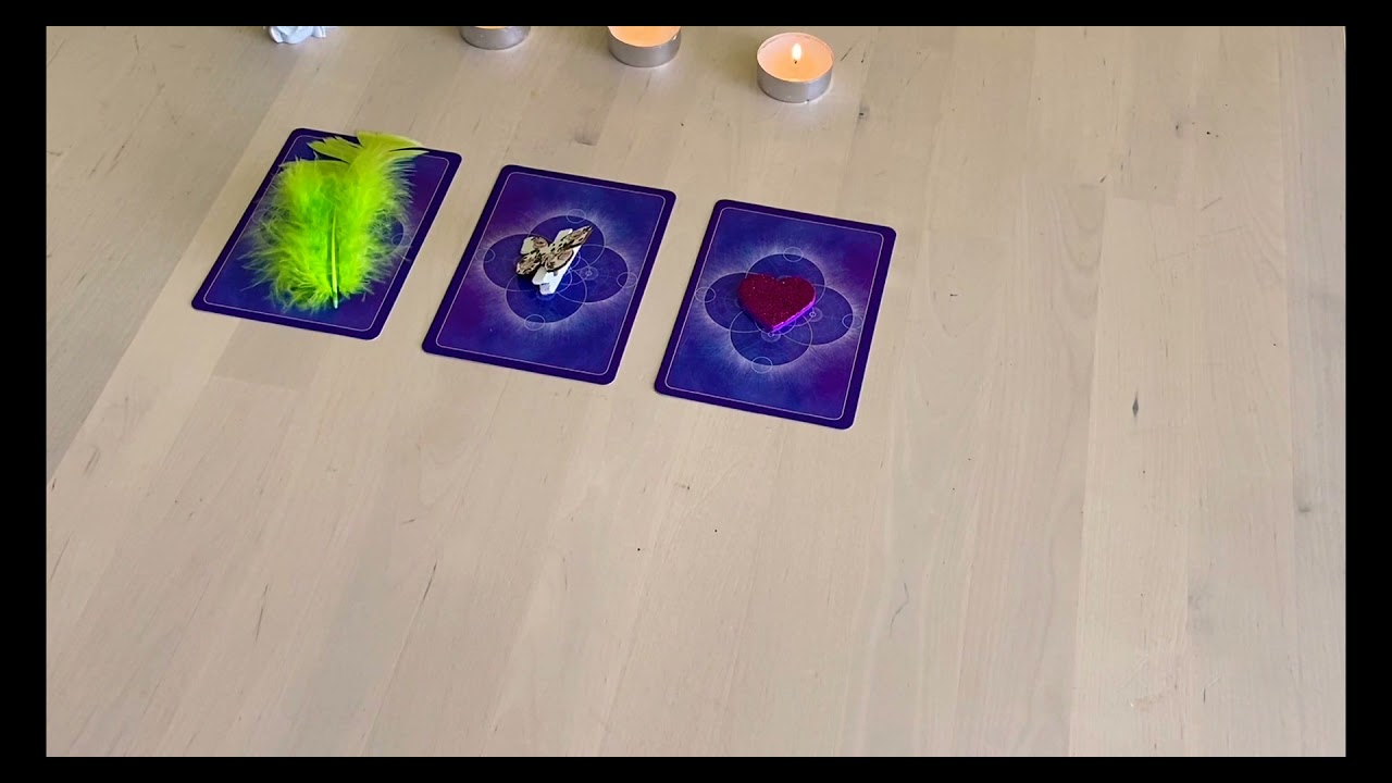 NEZADANÍ - môj budúci partner kto,kedy kde a ako?🤷🏻‍♀️💜💙🍀💚🌠
