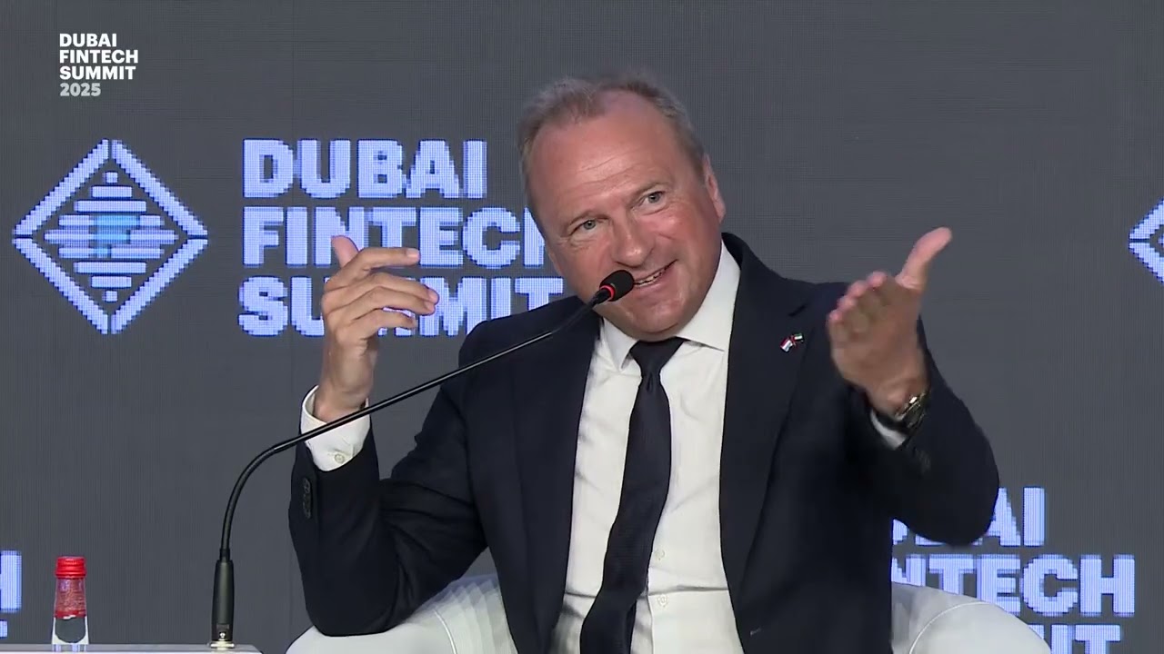 Strengthening Global Growth: Economic Cooperation & Investment | DFS2025 Fireside Chat