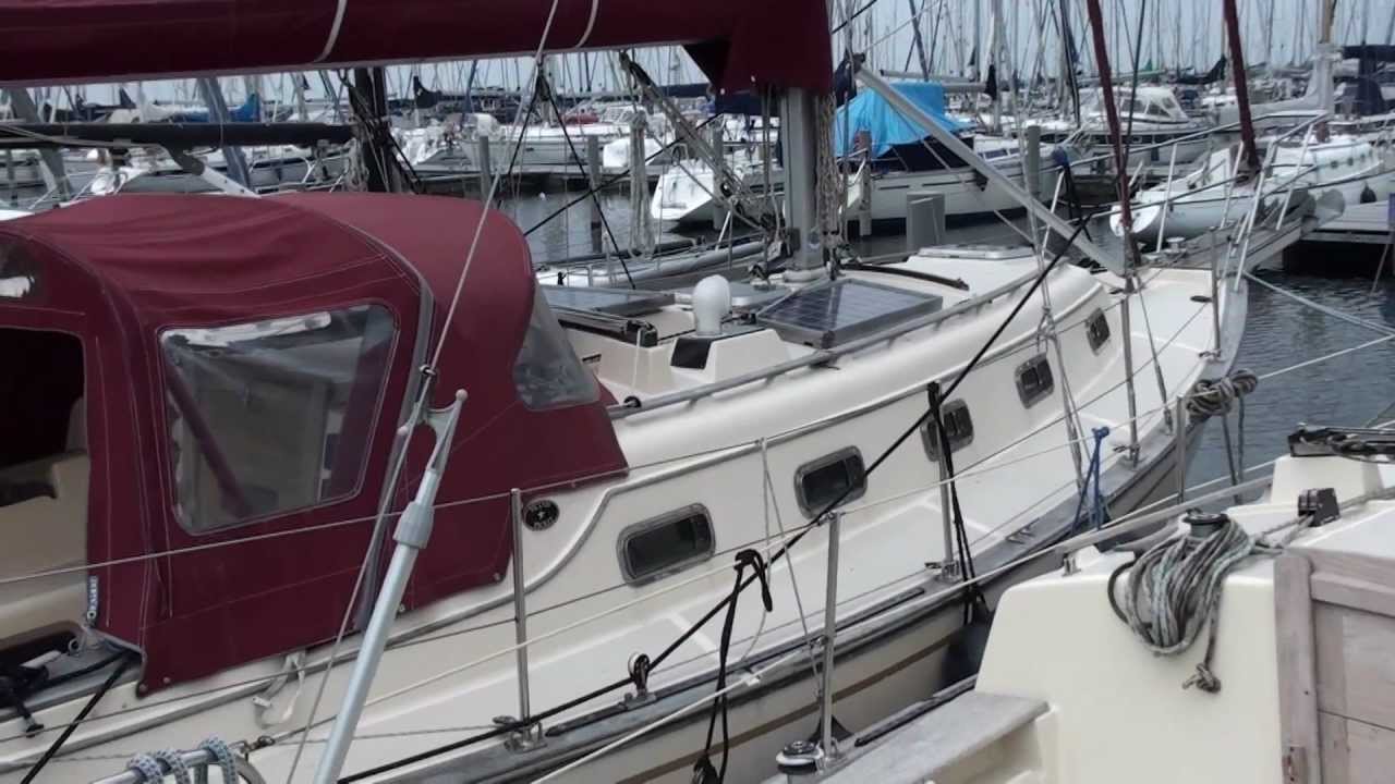 Island Packet 32 Sailboat tour