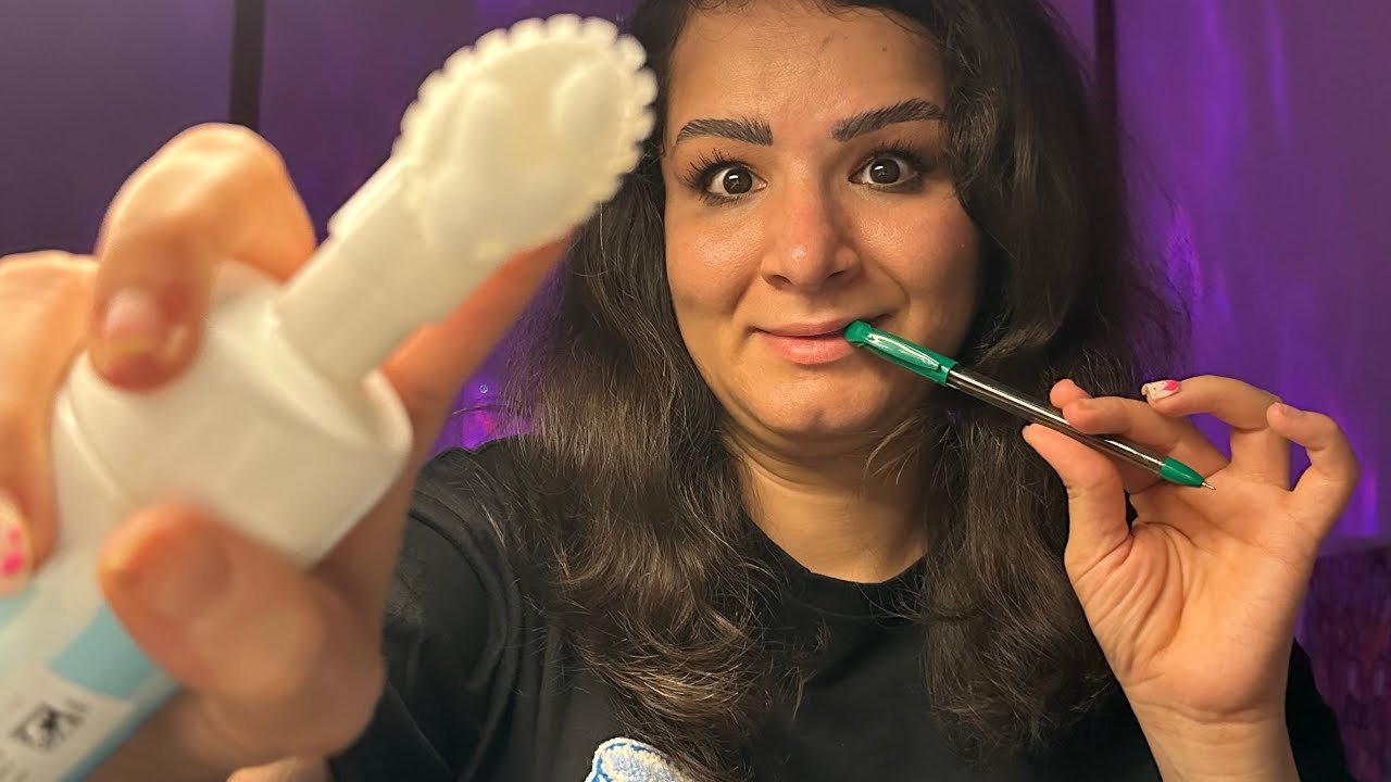 ASMR roleplay, the friend you're crushing on will come to you.#asmr #asmrrelaxation #tingles 