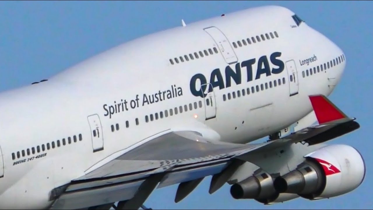 20 TAKEOFFS in 12 MINUTES: A320, A321, A330, A380, 737, 747, 777, 787 Melbourne Airport