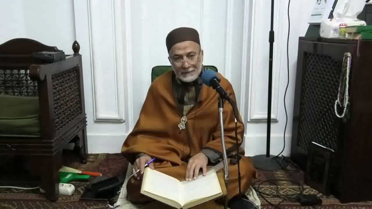 64- المبادرة إلى الخيرات