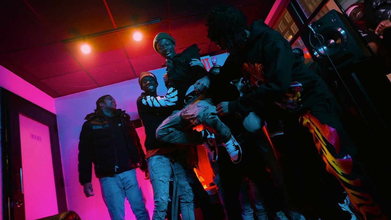 Chris Mula - Woah (Official Music Video)