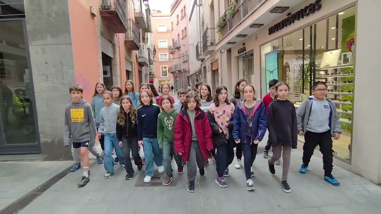 TENIM VEU · Himne dels drets dels infants · Escola Pereanton