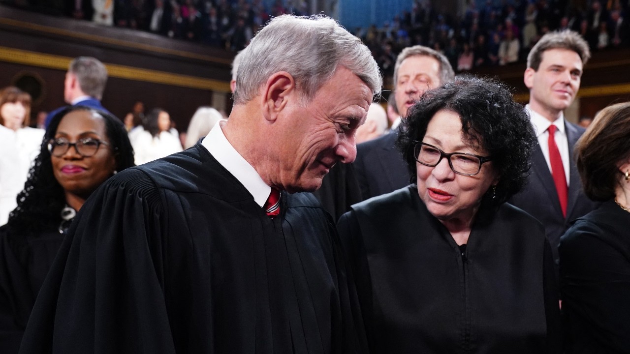 Scandal ROCKS the Supreme Court &mdash; Justice Forced to Apologize for Unthinkable Mistake
