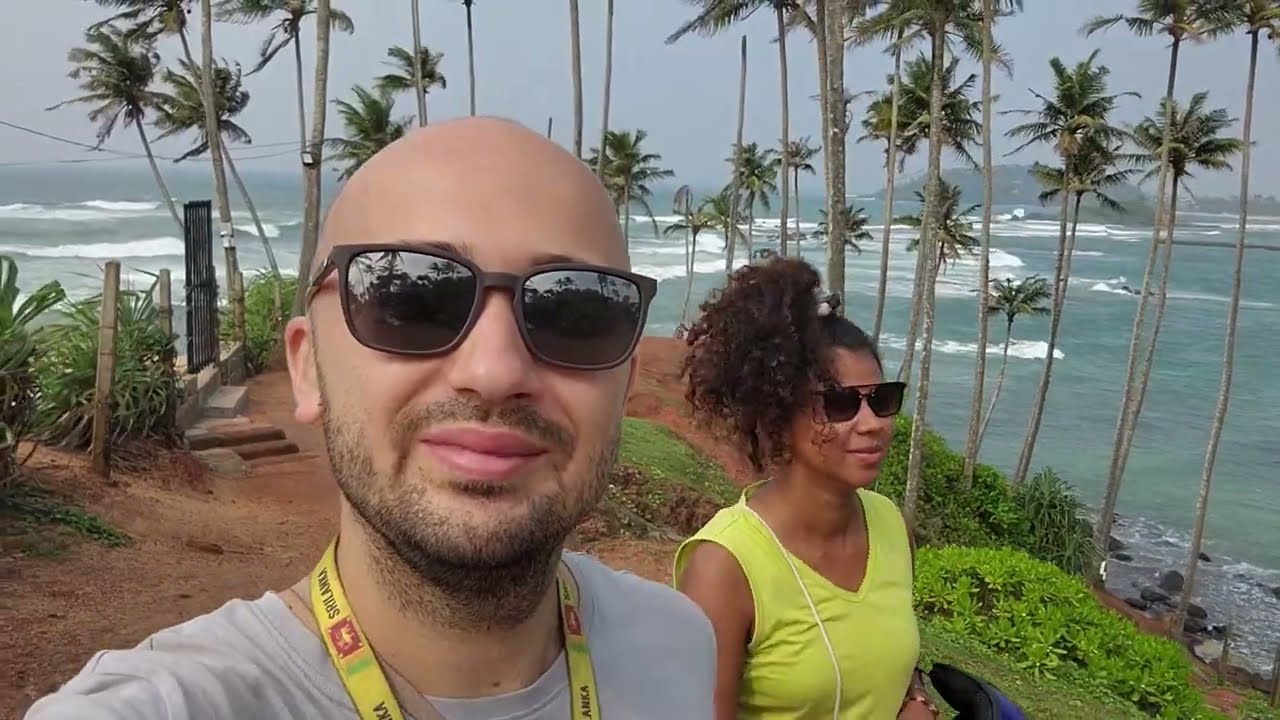 Cele mai frumoase plaje din Sri Lanka, descoperite cu motocicleta