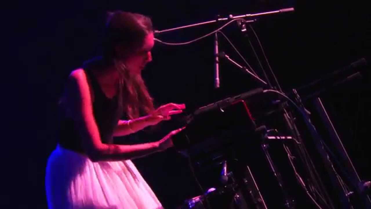 Flora Live At Folies Berg&egrave;re - Paris (Arte Concert)