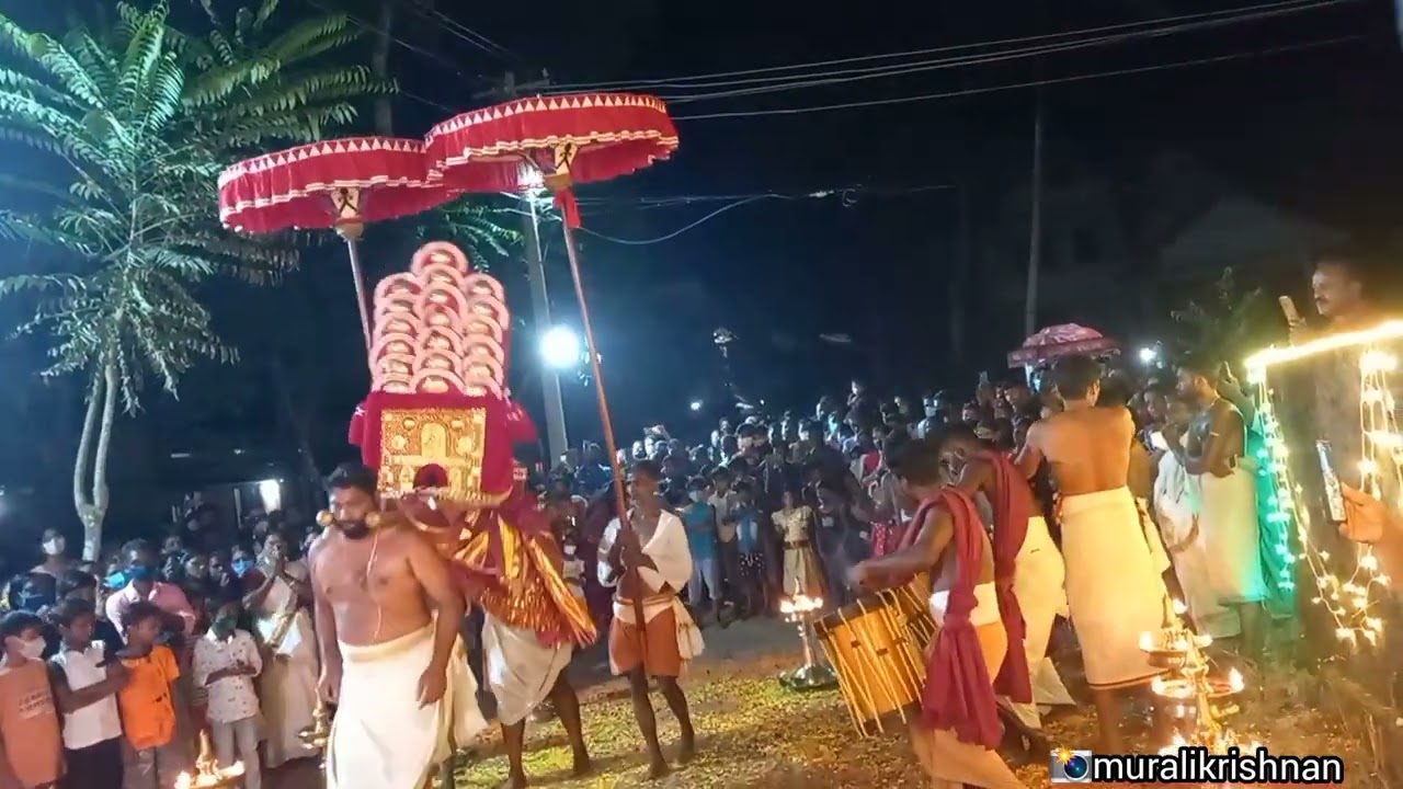 മുള്ളിക്കുളങ്ങരയമ്മയ്ക്ക് ഉമ്പർനാട് പോനകം സംയുക്ത പൗരസമിതി വക അൻപൊലി🙏🙏