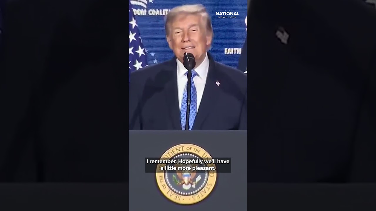 Трамп вернулся на место проведения ужина Ассоциации корреспондентов при Белом доме: &laquo;Я очень ХОРО...