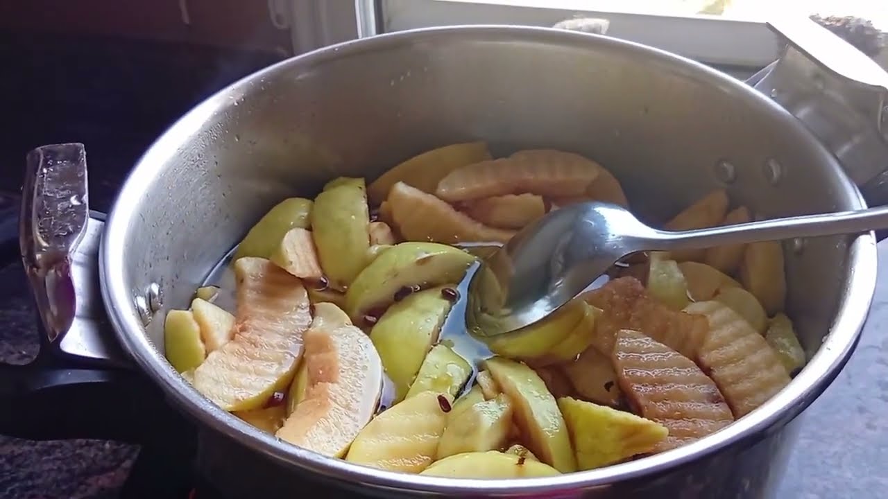 🍯 مربى السفرجل المنزلي... طعم الأصالة ! 🍎Homemade Quince Jam
