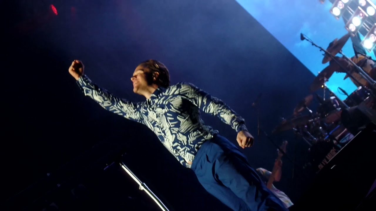 Sweet Caroline - Olly Murs Scarborough 27th August 2021