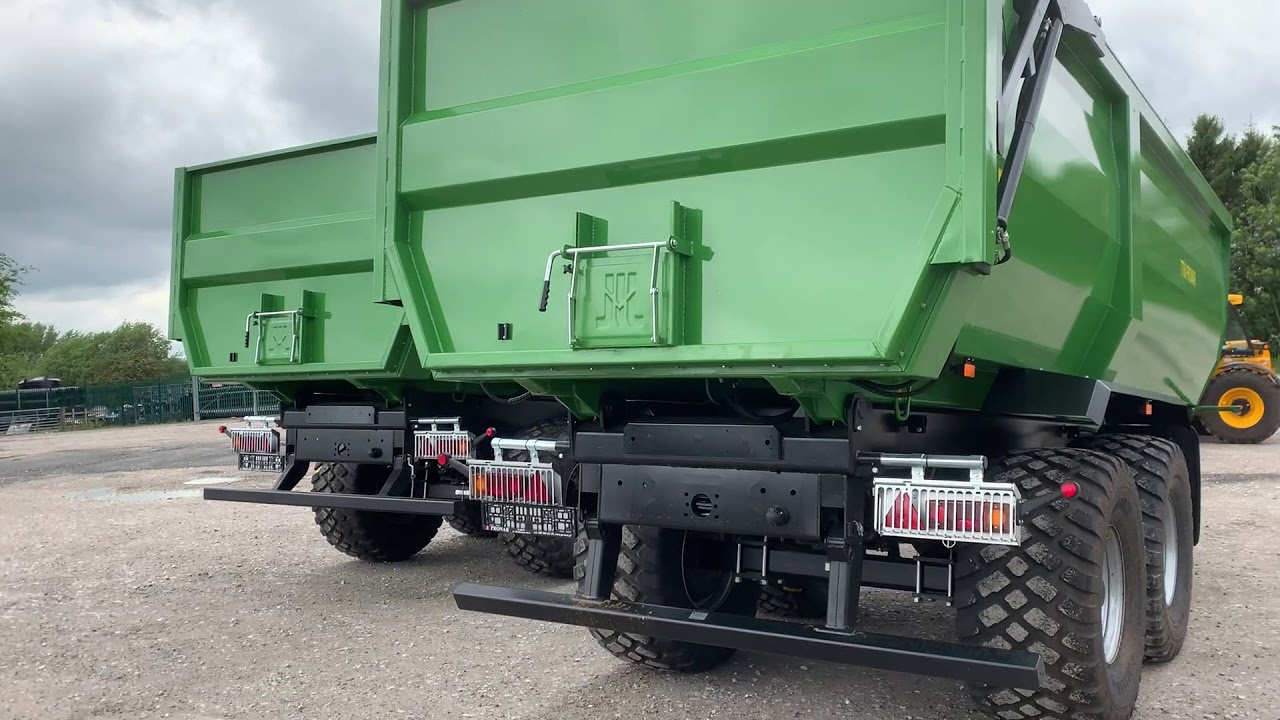 Pronar T700 trailer