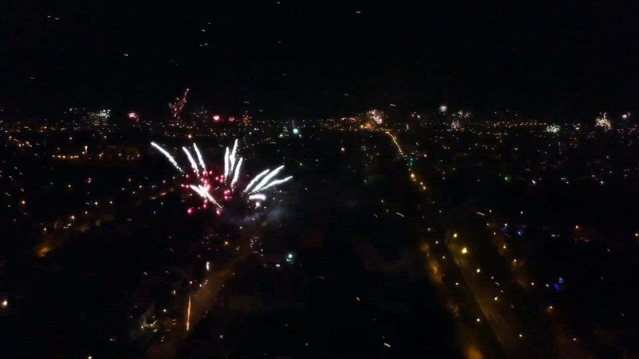 Dron nad Zgierzem w Sylwester 2017/2018 - Fajerwerki Zgierz