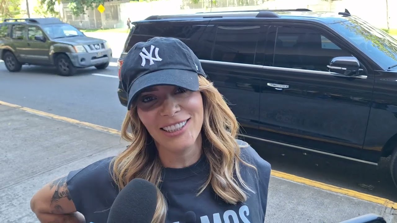 Cantautora @kanygarcia prometió y cumplió: trajo comida a electores