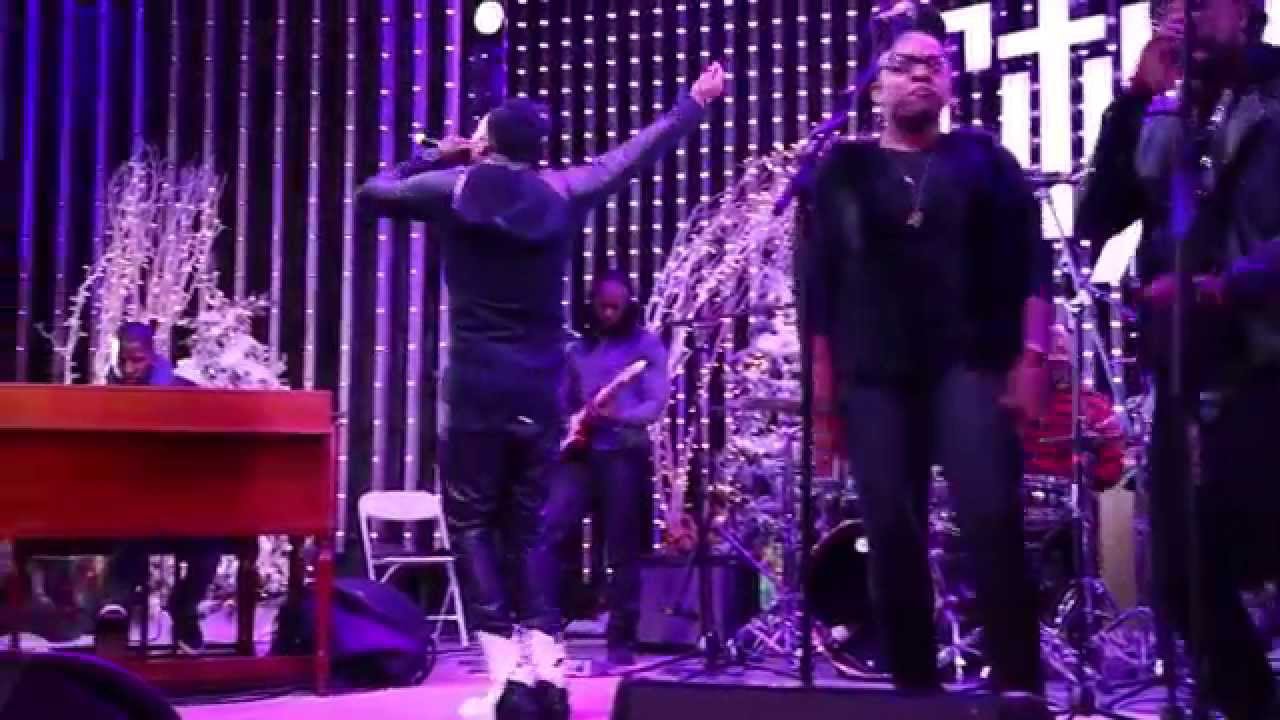 Deitrick Haddon Performing 