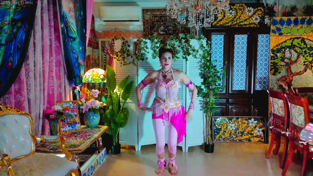  October 31.2025  Tutorial Belly Dancing / Proper Posture Position  / Basic Moves @ mhariegold 