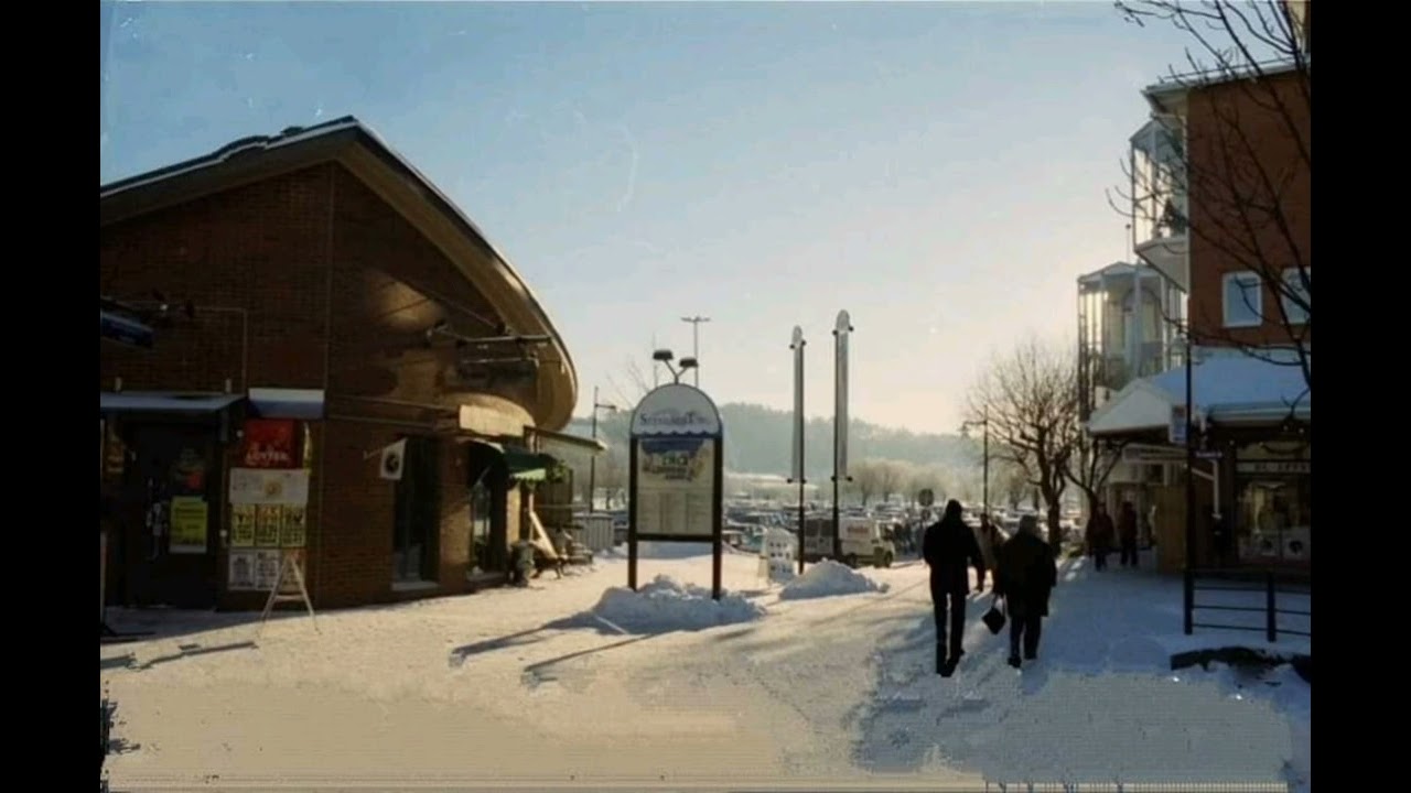 Stenugs Torg vinternStenungsund&Aring;r ca 1995-2000Foto Olle Hansson