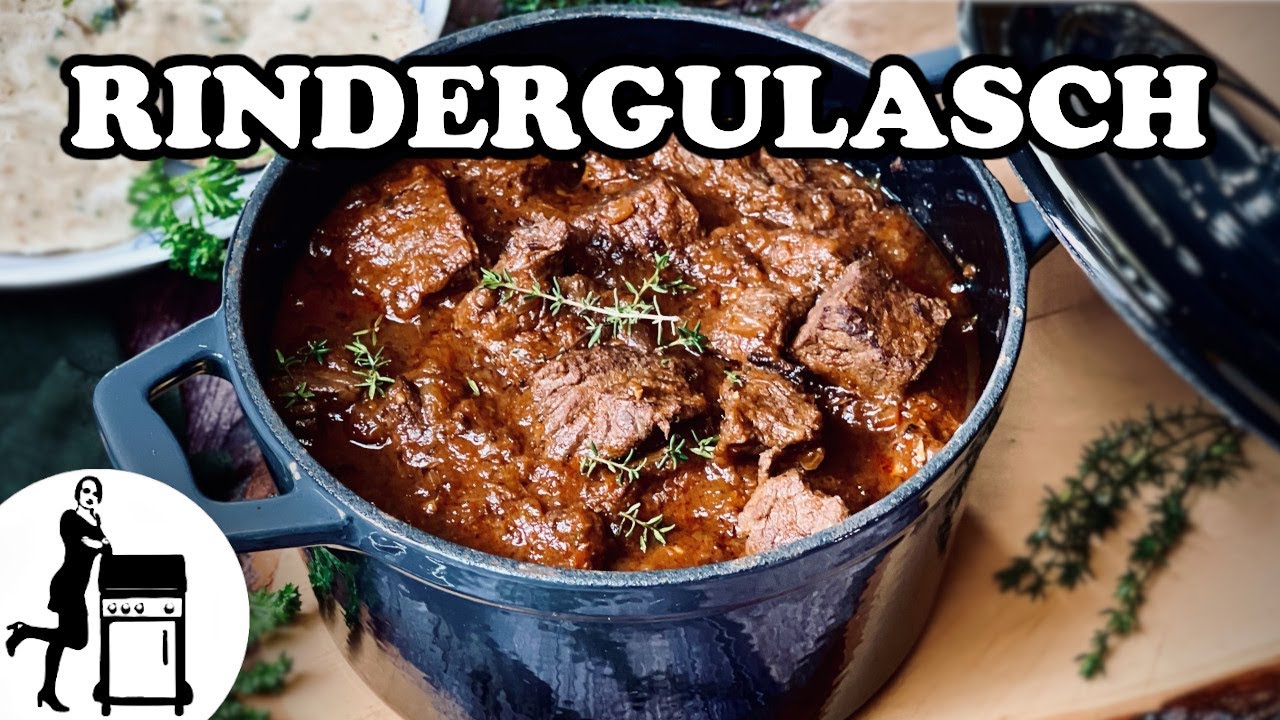Rindergulasch | Klassisches Rezept | Die Frau am Grill