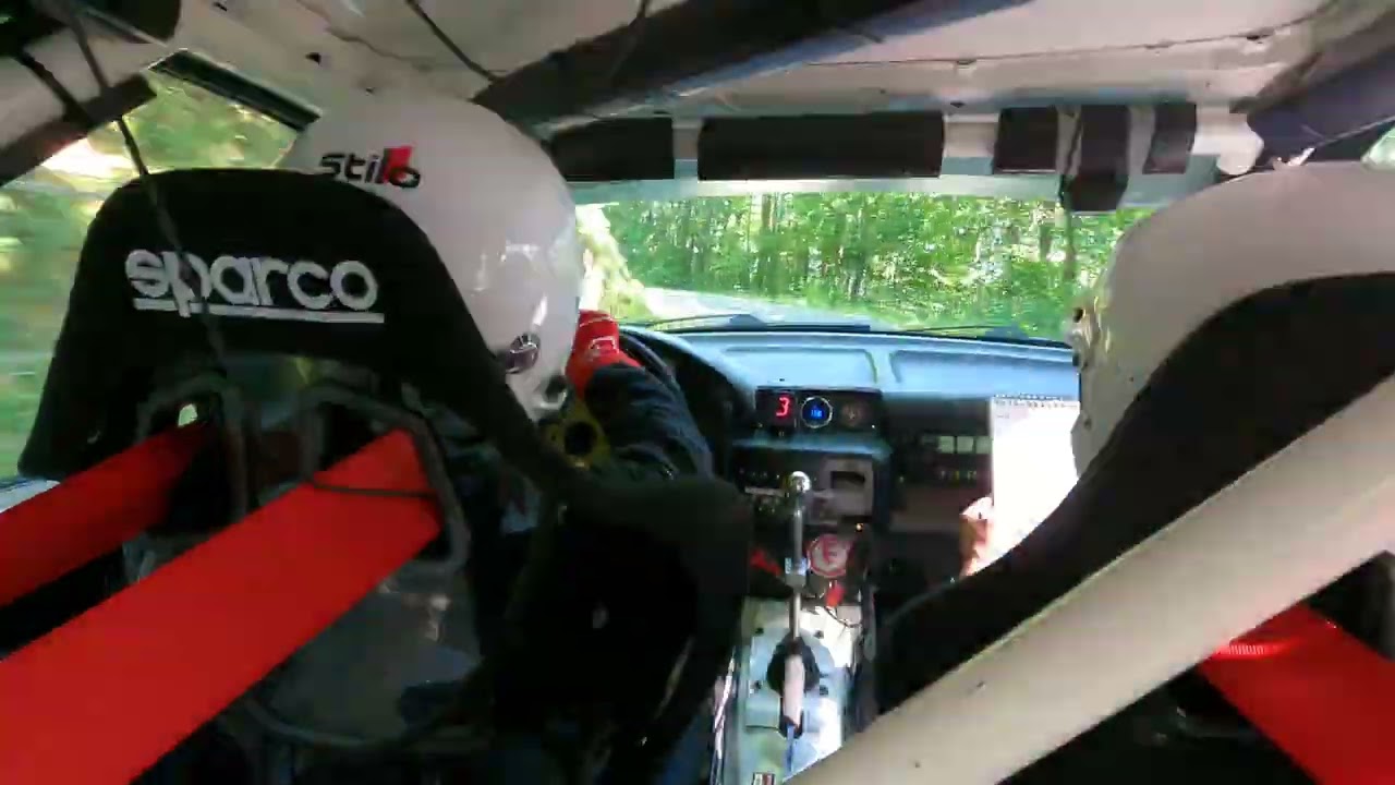 Rallye du Sidobre 2023 es2 CAZOT/MIRABEL SORTIE DE ROUTE ( excès d'optimisme )