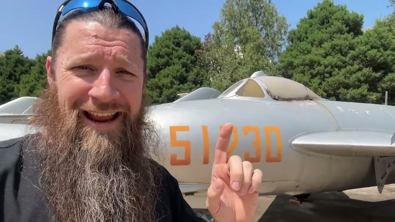 To the China Aviation Museum!