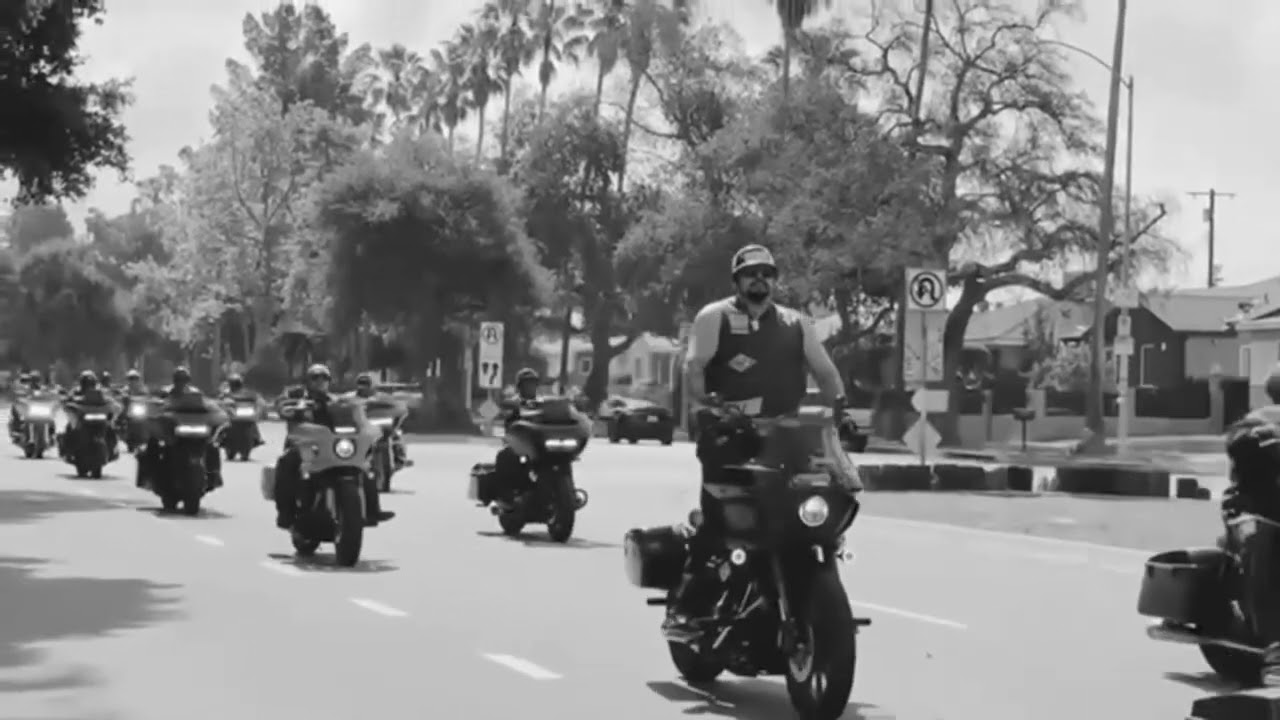 Thunder in the Streets: THE MONGOLS MC!