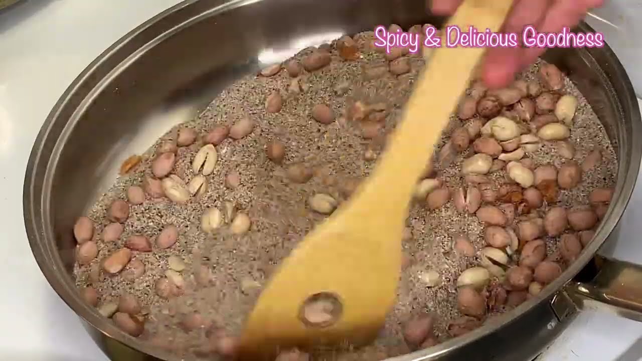 HOW TO ROAST PEANUTS IN SAND AT HOME | SAND ROASTED PEANUTS | TRADITIONAL METHOD | HOT SAND