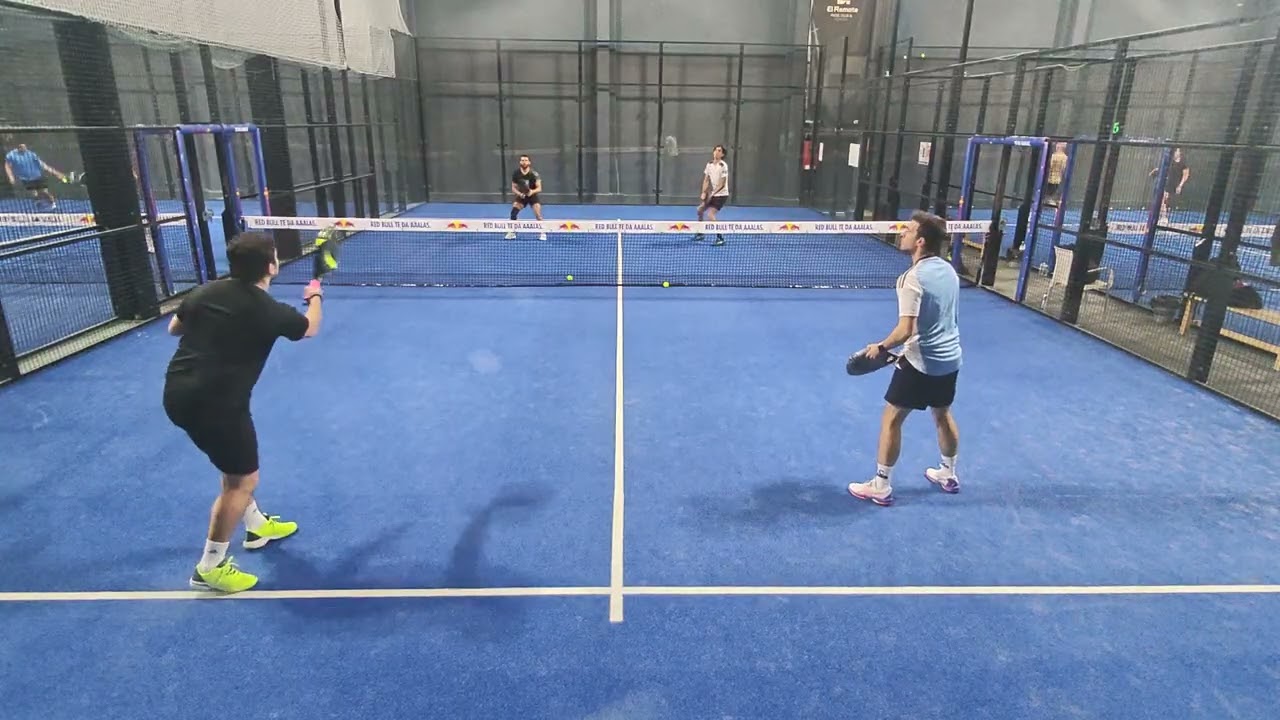 Partido de pádel con Jaime Moncalvo: 0-6/6-2/4-6