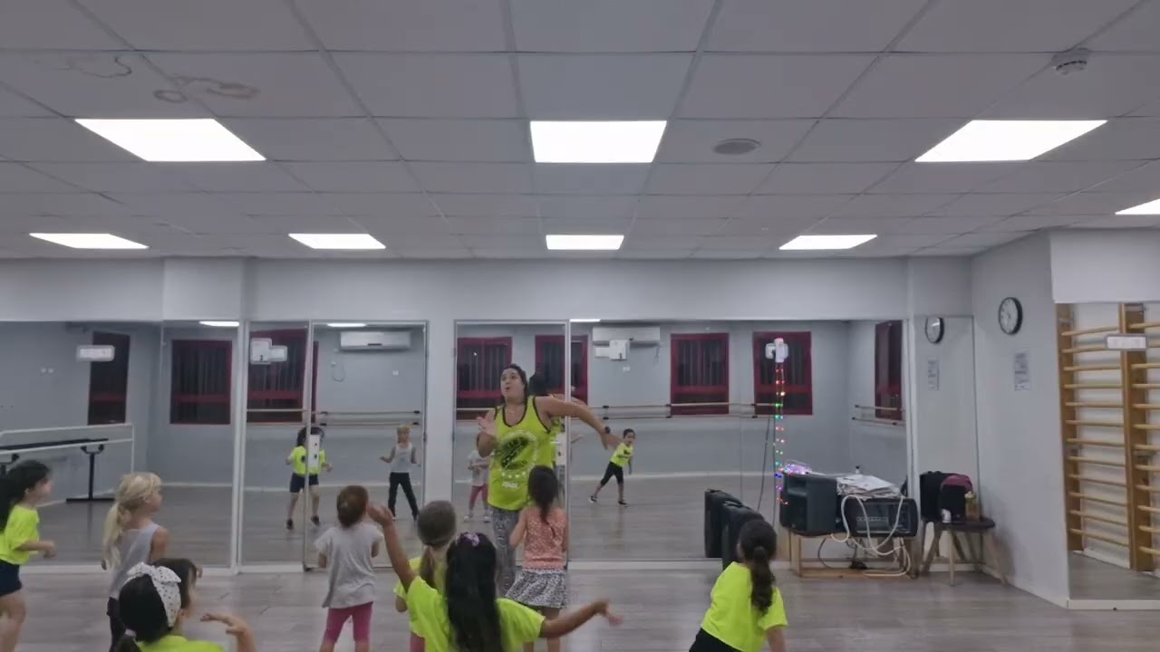 Golden | Zumba with Nitzan | KPop Demon Hunters