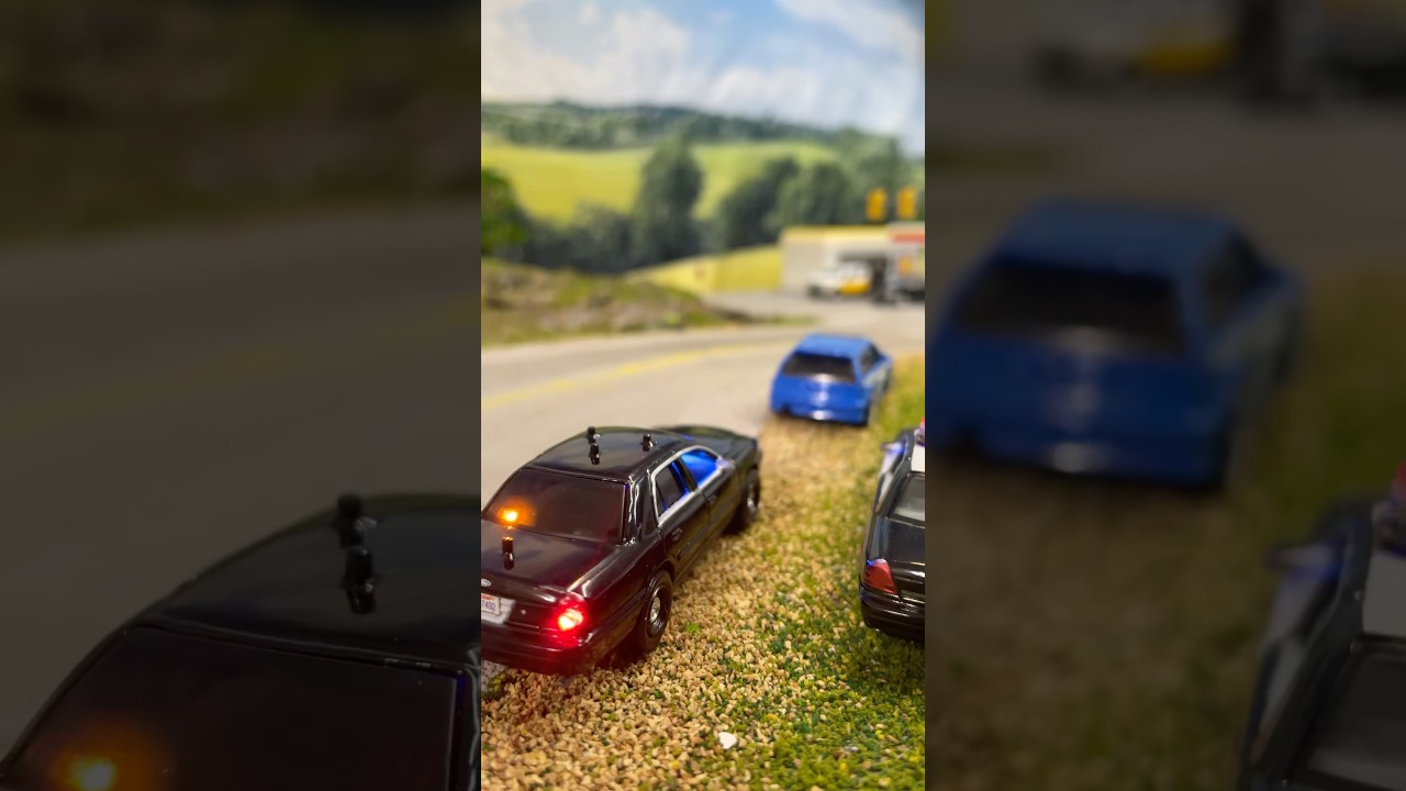 1/64 California Traffic stop #automobile #hotwheels #diecastcollector #cops #ford #cali #trending
