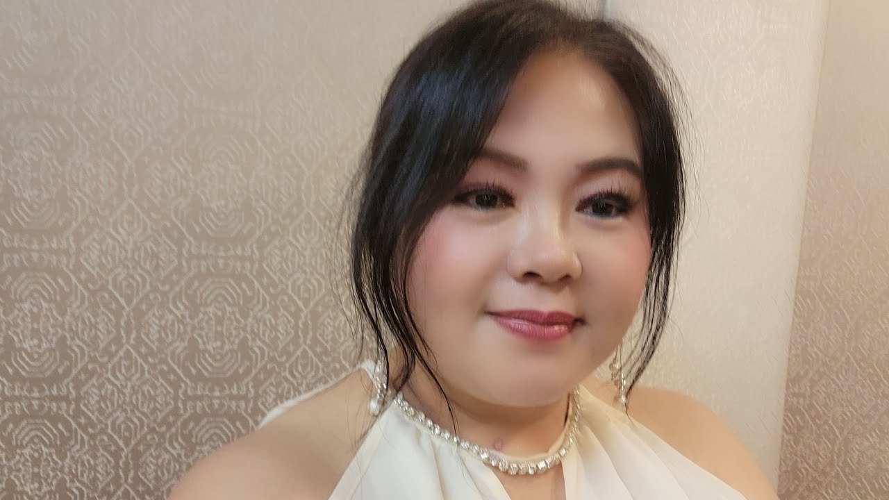 「香港若炫歌唱頻道」正在直播！若炫紅館開播了