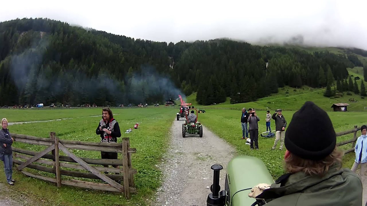 Von Hamburg bis nach Hintertux mit dem Traktor!