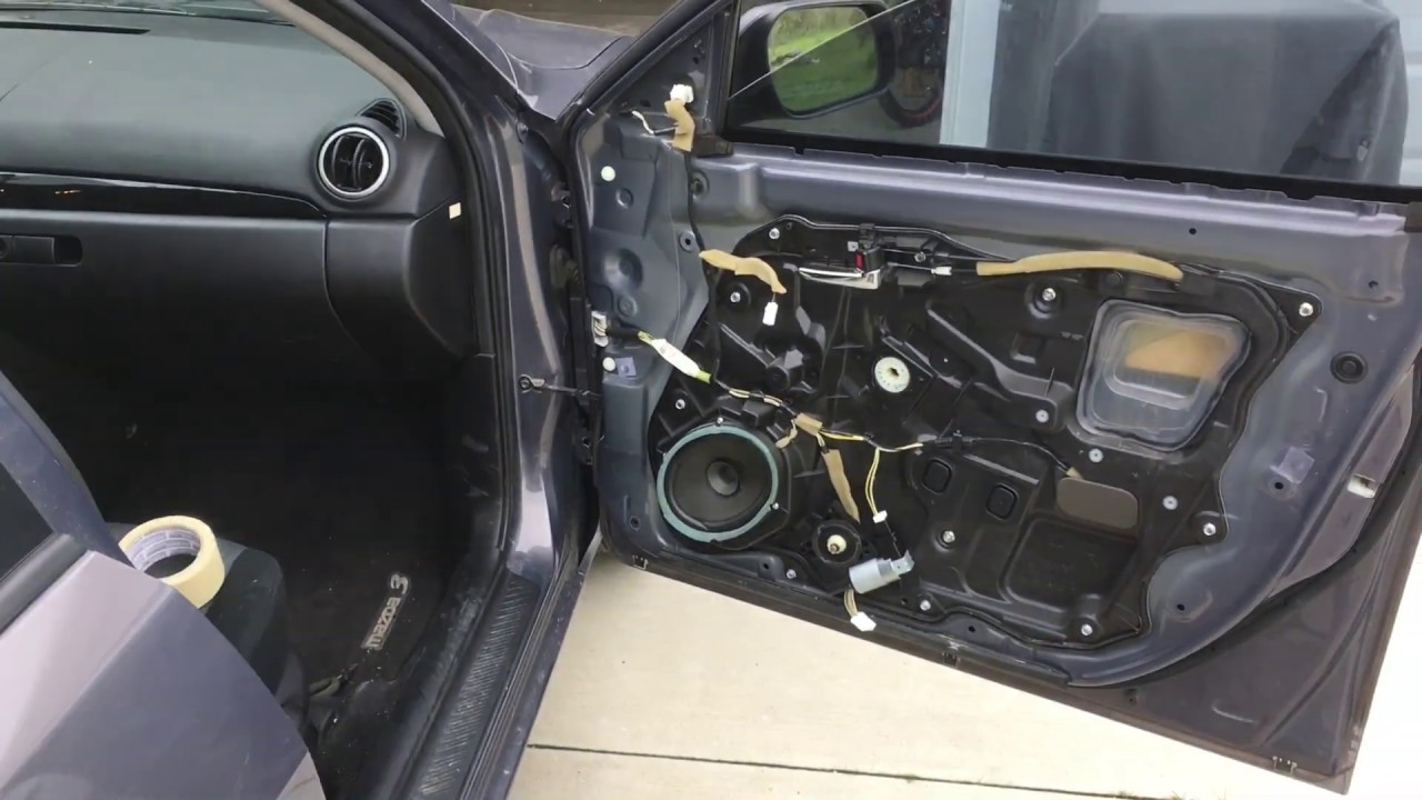 MAZDA 3 2009 Front passenger side door/window panel removal / bad motor