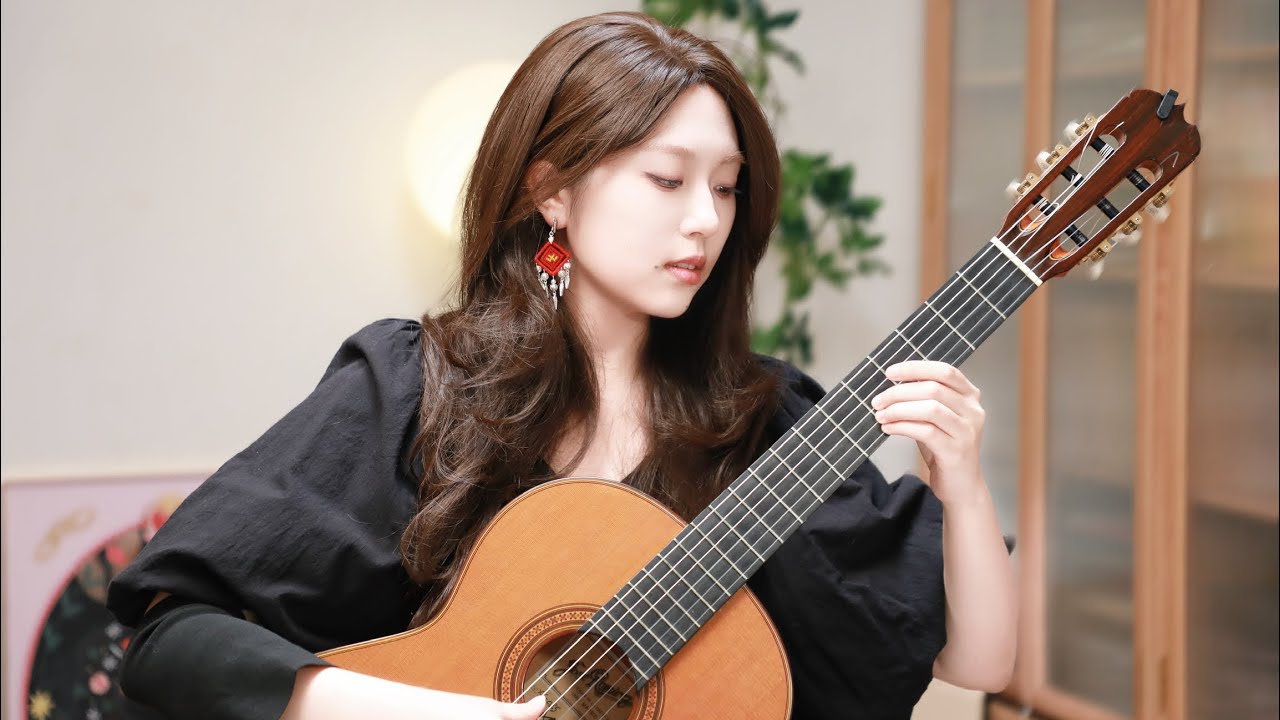 【Ada】Classical Guitar 瑶族舞曲（Yao Dance）by Ada Zhao