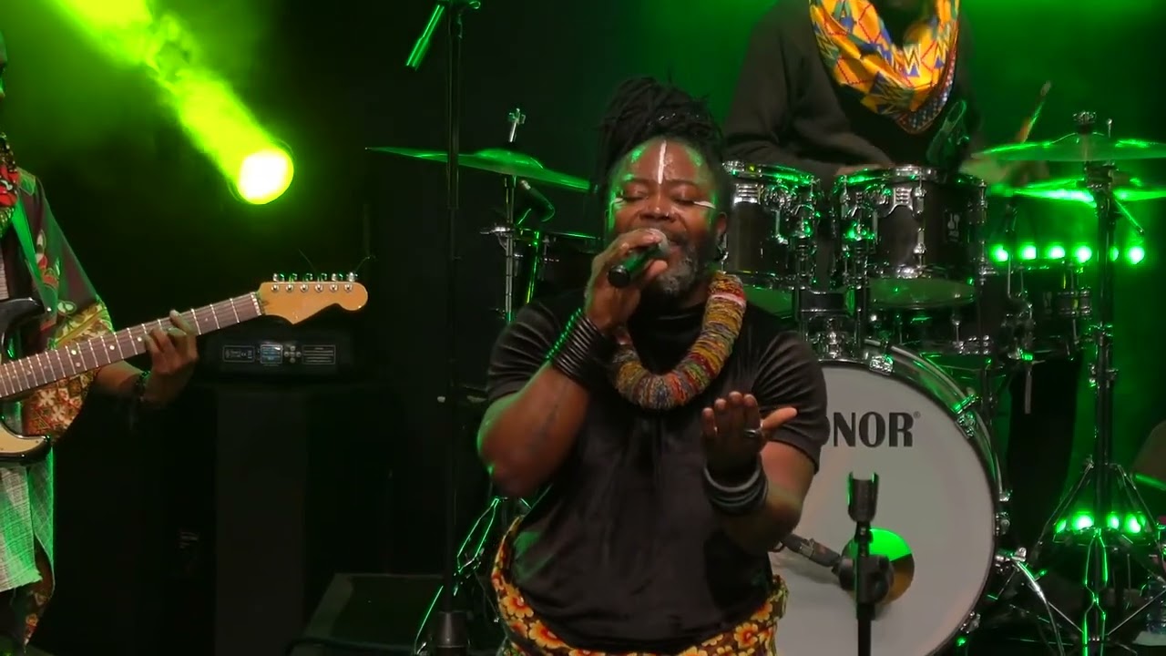 Radjha Ally “PWIYA “ ao vivo