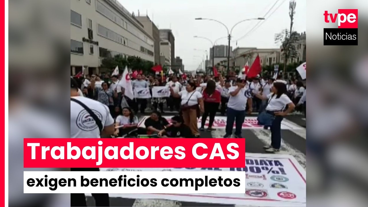 Trabajadores CAS marchan al Congreso y exigen pago total de gratificaciones y CTS