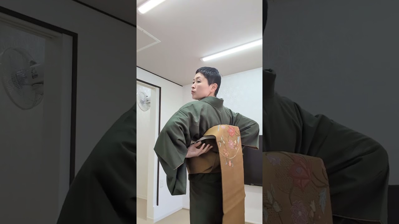 先生、着物着ます。