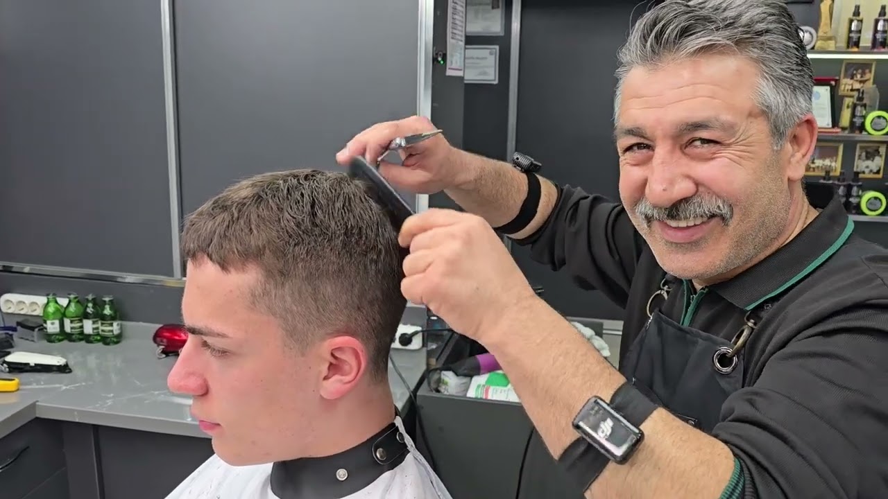 Razor Dance, Cool Mineral Water and Head Massage on Fingertips