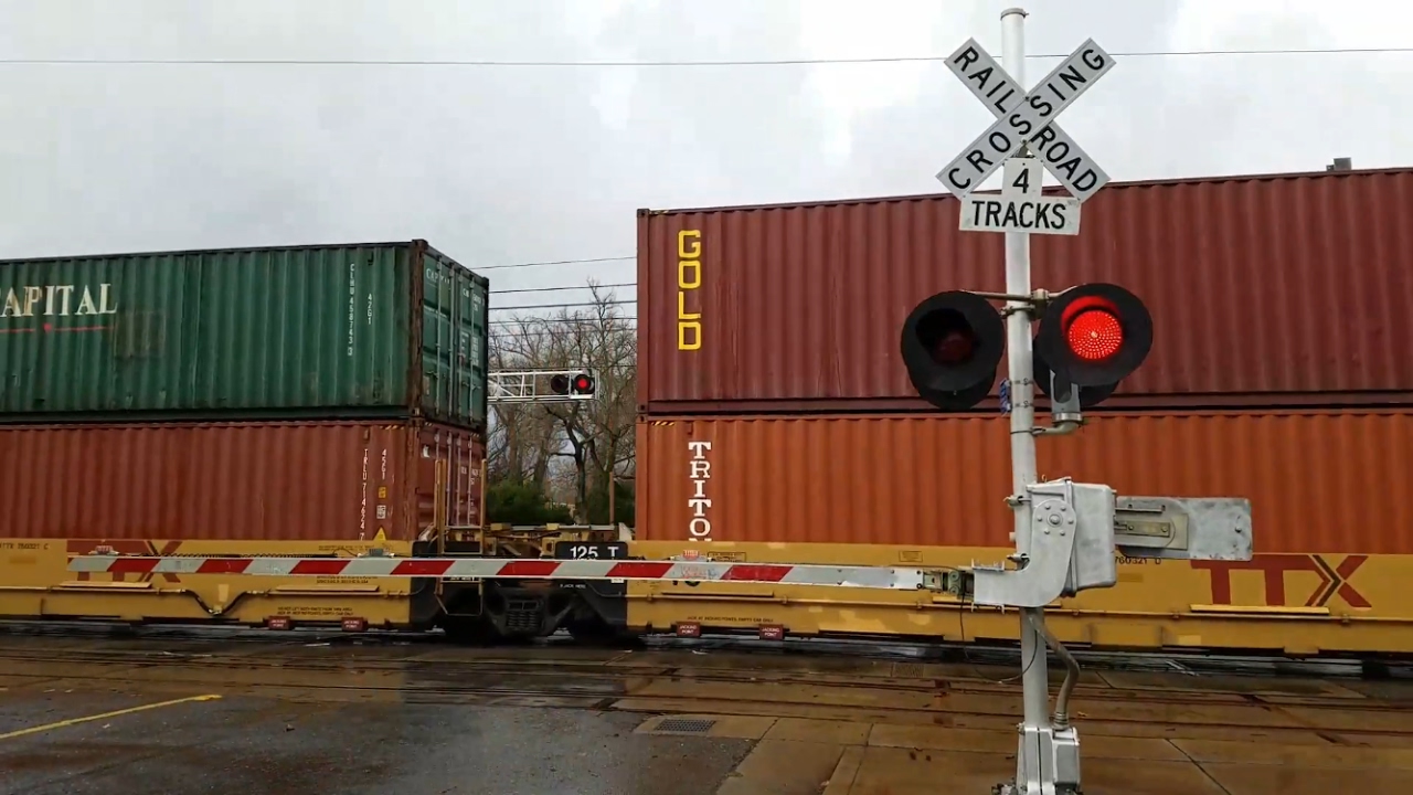 S Street Railroad Crossing, Rerouted UP 7296 Intermodal Northbound and Light Rail, Sacramento CA