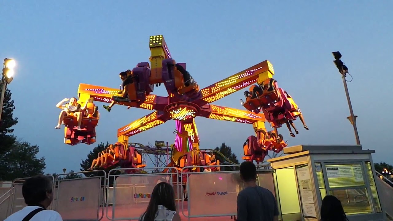 Luna Park Mamaia caracatita si tunelul groazei