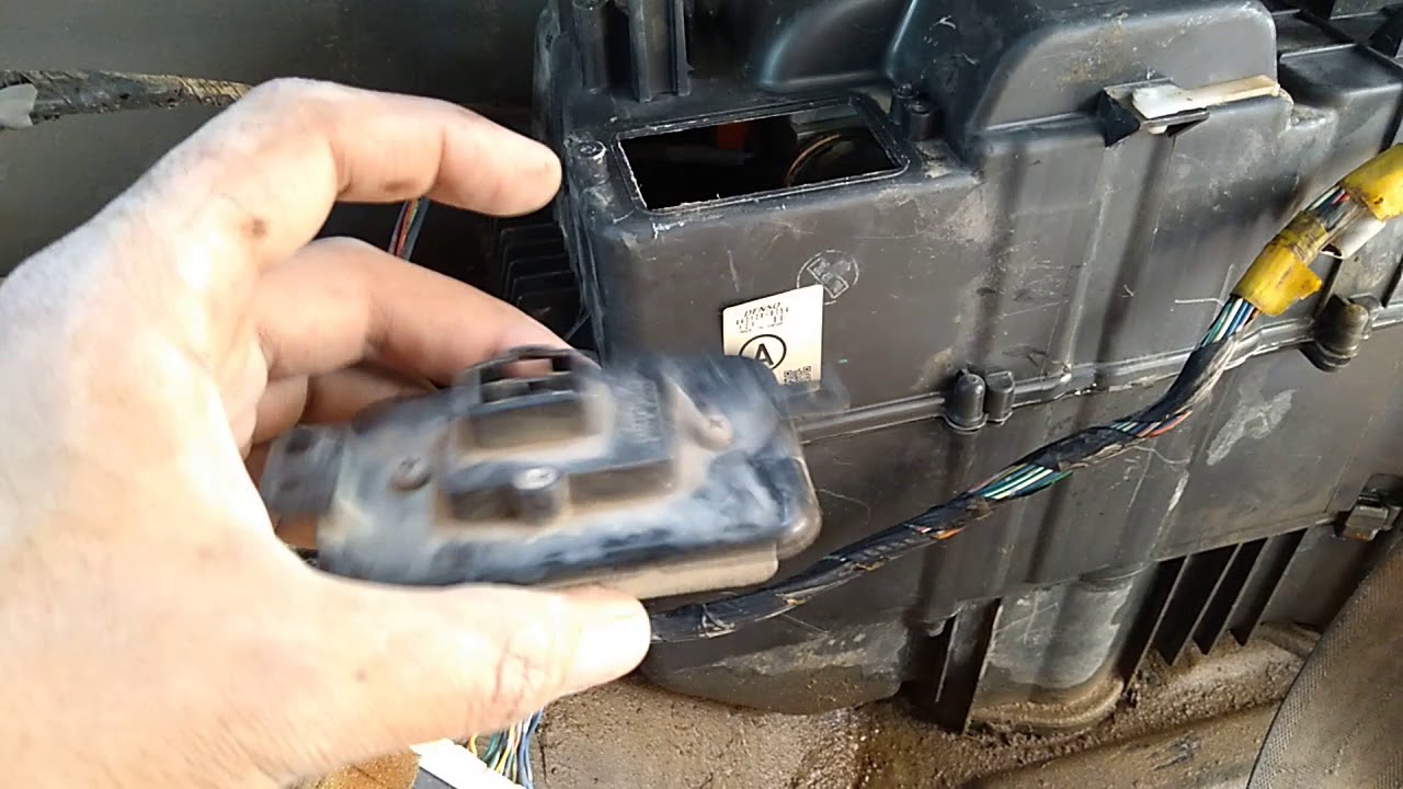 حل مشكلة عدم دفع هواء المكيف الخلفي لاندكروزر