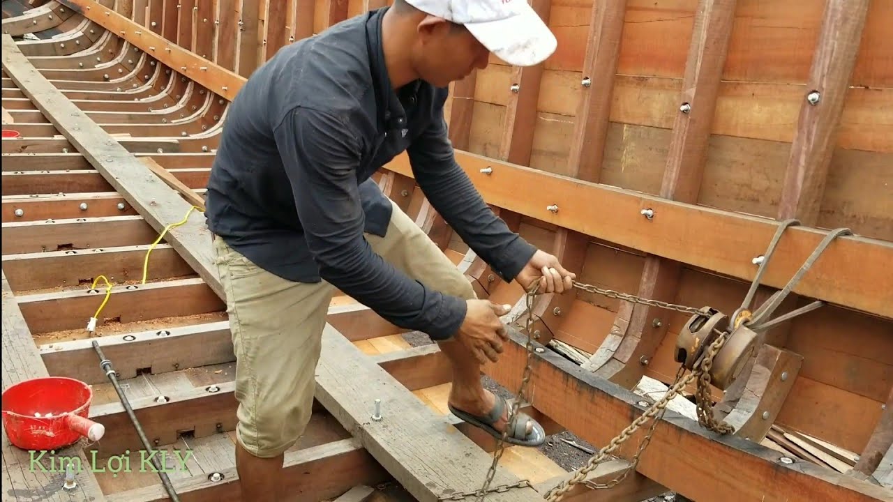 Đóng Được Chiếc Tàu 