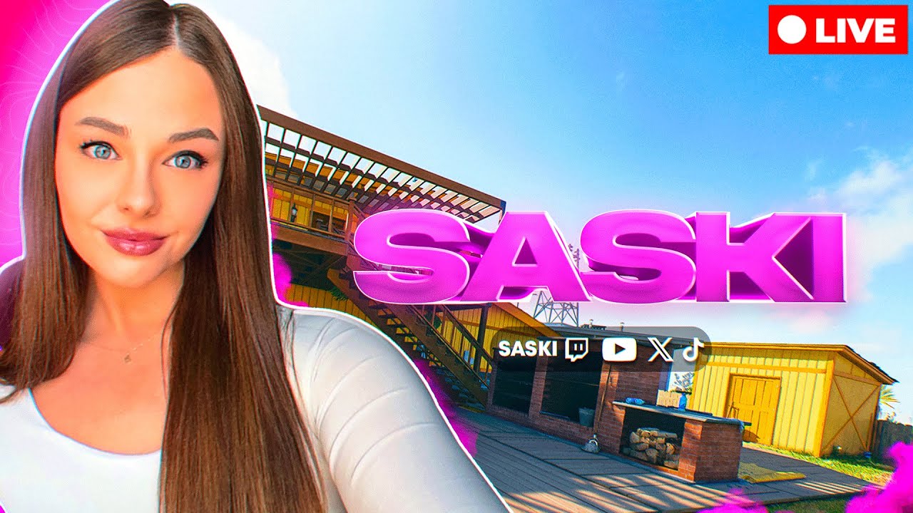 best gamer girl is gaming on Call of Duty