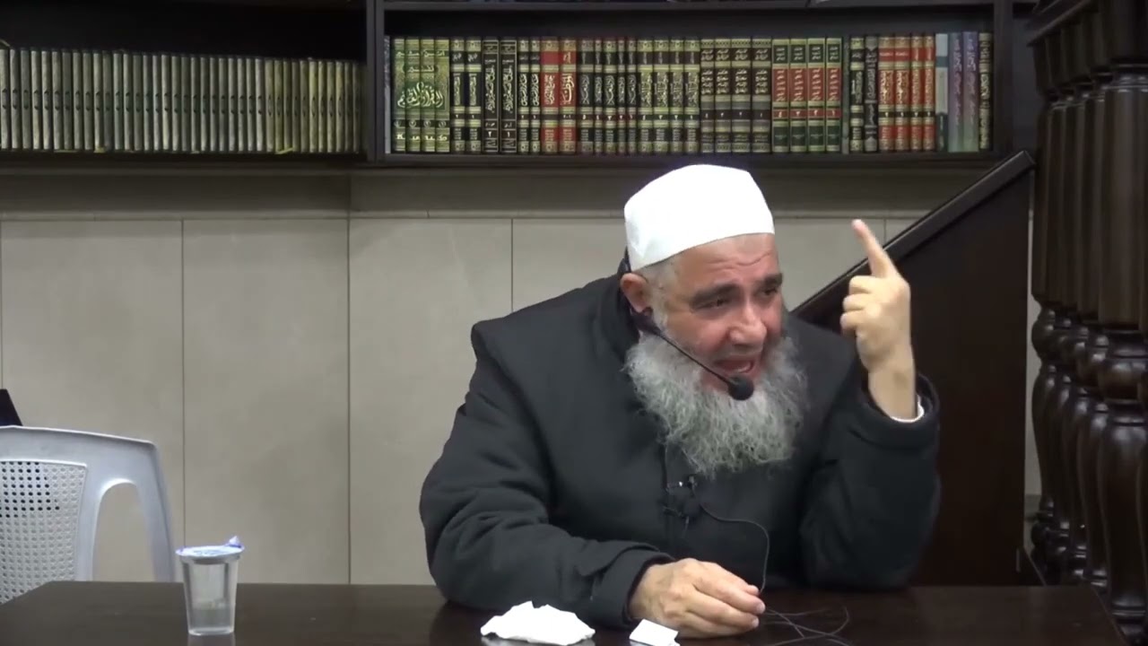 مكالمة ابن عثيمين وأثرها في فتنة الجزائر، العلماء هم الأمان في الفتن، الجاهل إذا تكلم يزيد الفتنة