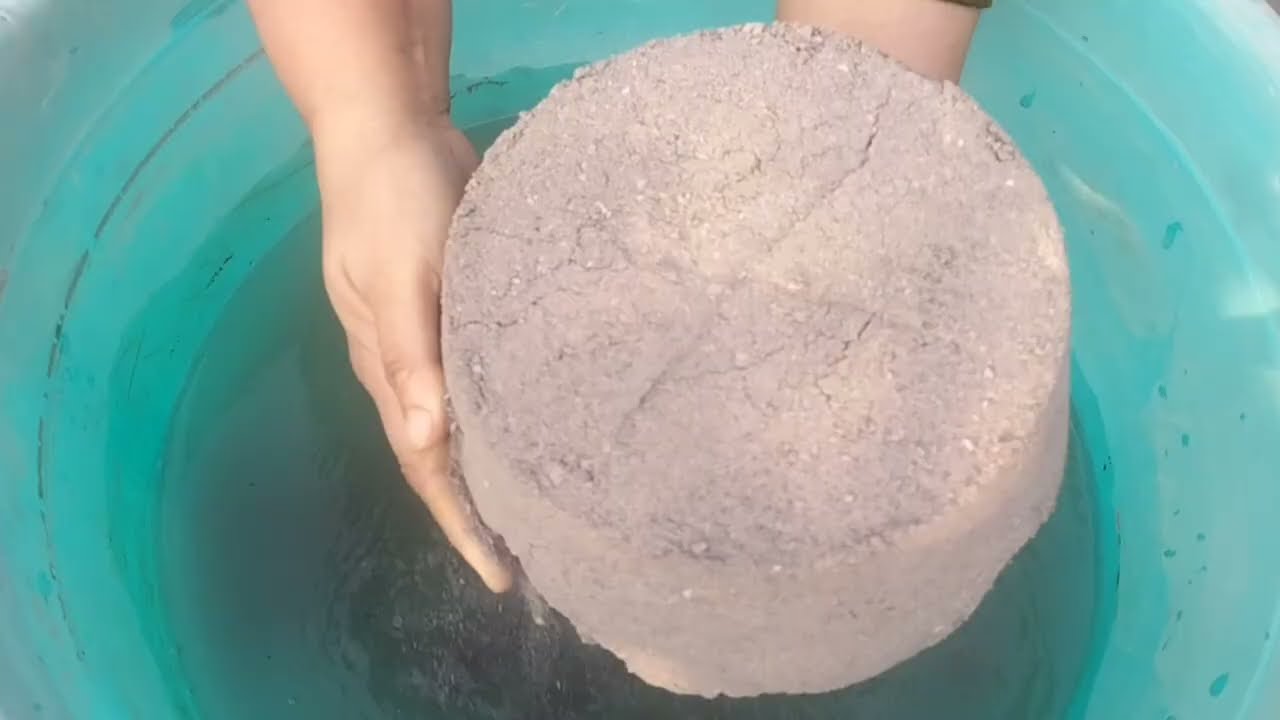 Asmr soft crispy big shapes floor water 💦 crumbling 