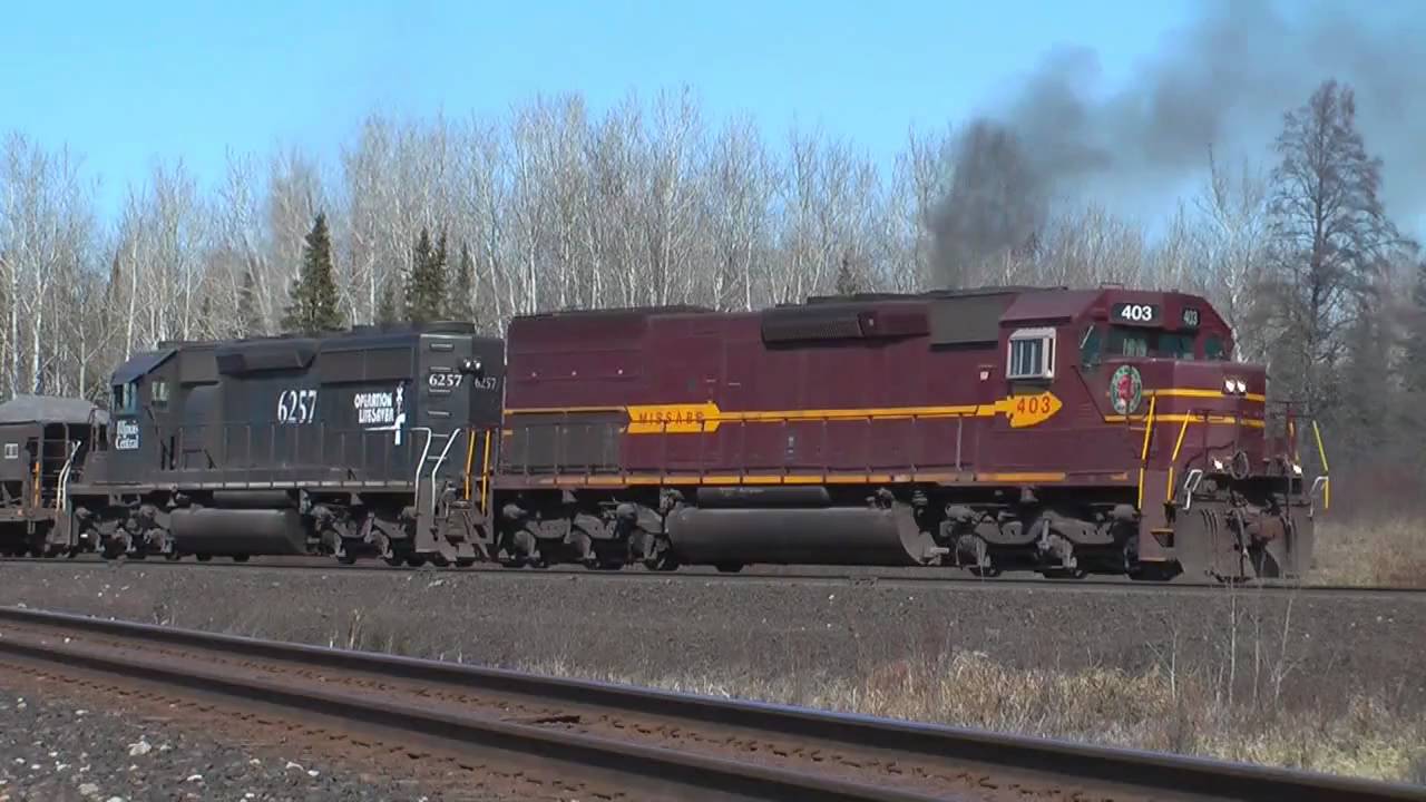 The last Maroon SD40-3 on the CN