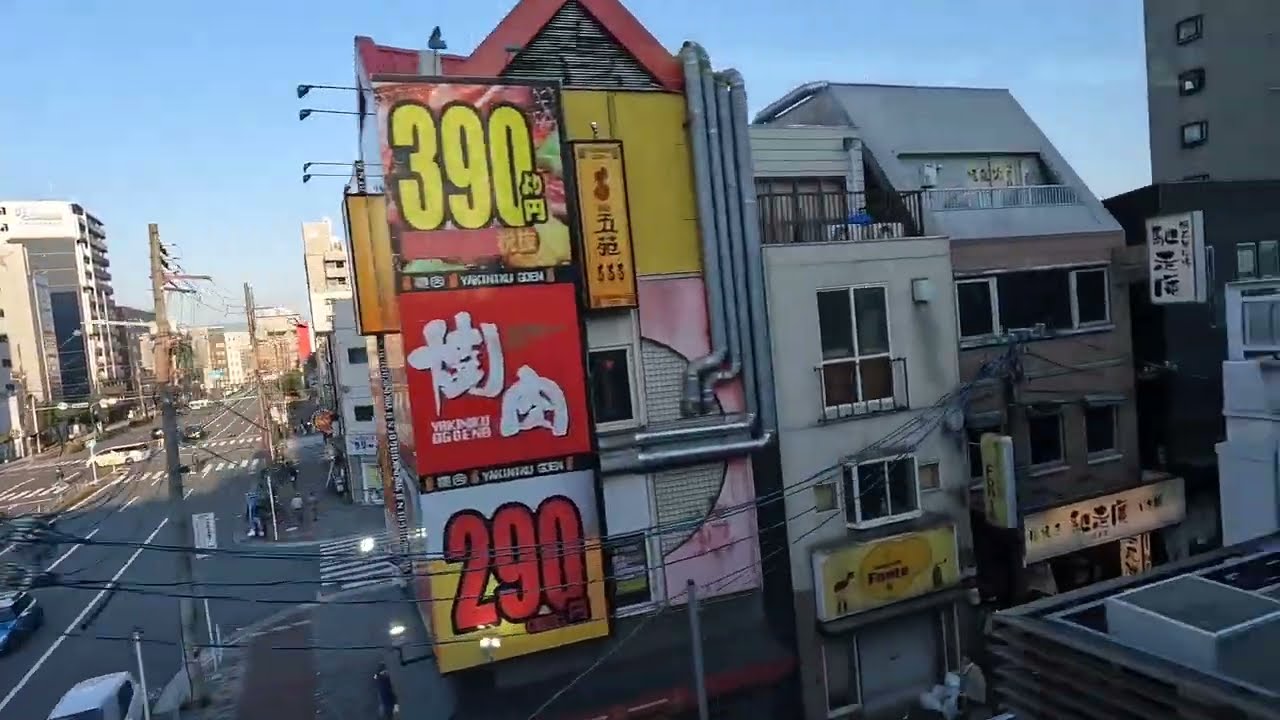 大阪環状線に乗り大阪駅から鶴橋駅へ　Train journey from Osaka station to Tsuruhashi station