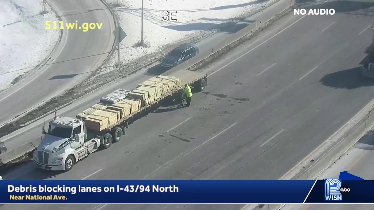 Debris blocking lanes on I-43/94 North