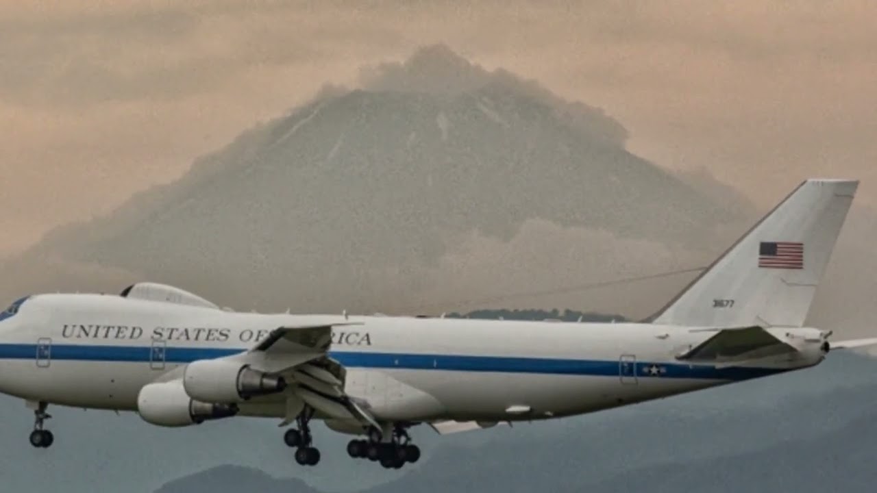 Boeing E-4B Nightwatch: Bên Trong 'Pháo Đài' Ngày Tận Thế | DDN tổng hợp